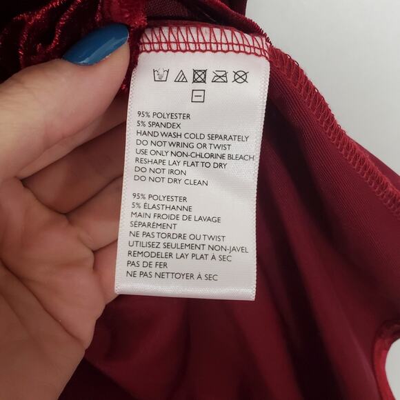 Staring at Stars | Burgundy Crushed Velvet Open Front Kimono Anthropologie - Picture 6 of 7